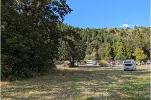 76526 W 2nd St, Oakridge, OR 97463 - Photo 25