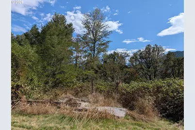 76526 W 2nd St, Oakridge, OR 97463 - Photo 17