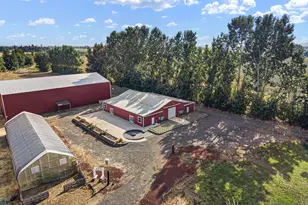94985 Ayres Ln, Junction City, OR 97448 - Photo 11