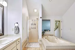 2611 Erin Way, Eugene, OR 97408 - Photo 29