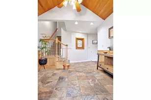 2611 Erin Way, Eugene, OR 97408 - Photo 5