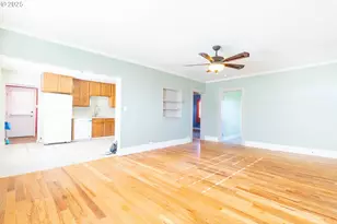 512 20th St, La Grande, OR 97850 - Photo 5