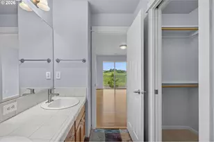 7124 NE Cherry Dr, Hillsboro, OR 97124 - Photo 17