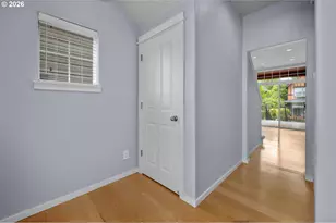 7124 NE Cherry Dr, Hillsboro, OR 97124 - Photo 3