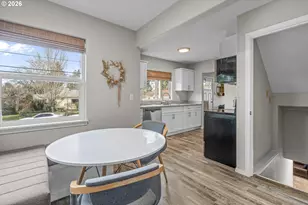 730 NE 63rd Ave, Portland, OR 97213 - Photo 17