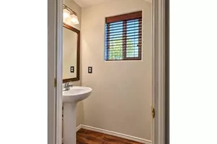 13909 NE 7th Ct, Vancouver, WA 98685 - Photo 9