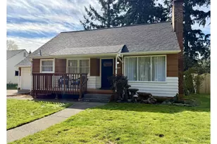 8906 NE Hancock St, Portland, OR 97220 - Photo 3