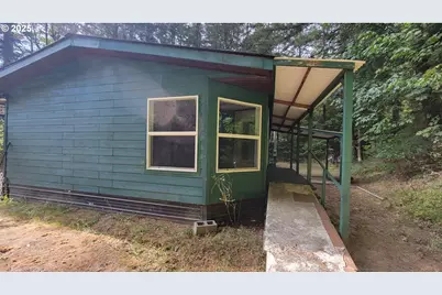 1097 Lees Creek Rd, Myrtle Creek, OR 97457 - Photo 9