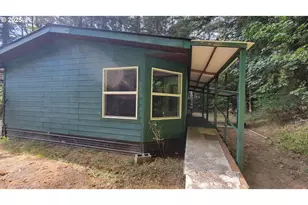 1097 Lees Crk Rd, Myrtle Creek, OR 97457 - Photo 9