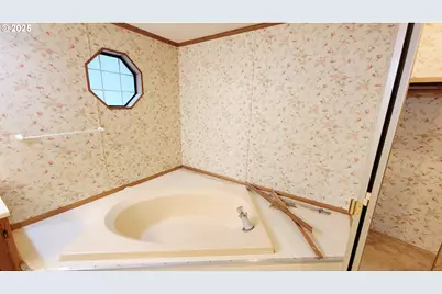 1097 Lees Creek Rd, Myrtle Creek, OR 97457 - Photo 33