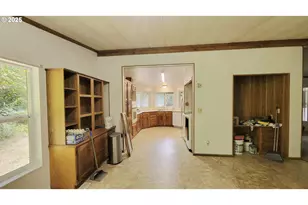 1097 Lees Crk Rd, Myrtle Creek, OR 97457 - Photo 17