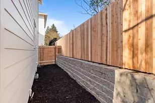 4138 NE 14th Ave, Portland, OR 97211 - Photo 13