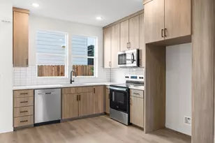 4138 NE 14th Ave, Portland, OR 97211 - Photo 5