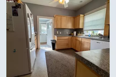 904 Penn Ave, La Grande, OR 97850 - Photo 13