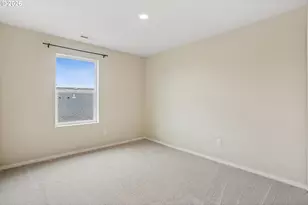4889 Navigation Ave NE, Salem, OR 97305 - Photo 37