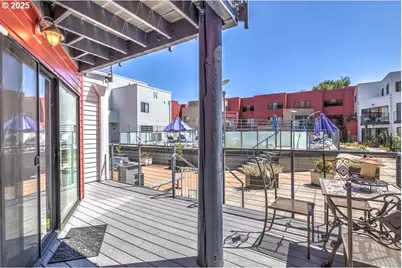 1040 NW Naito Pkwy #O-9, Portland, OR 97209 - Photo 17