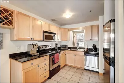 1040 NW Naito Pkwy #O-9, Portland, OR 97209 - Photo 7