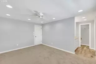 1995 SW 27th Dr, Gresham, OR 97080 - Photo 9
