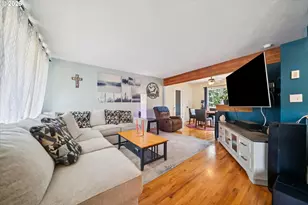 4598 SE Whipple Ave, Milwaukie, OR 97267 - Photo 5