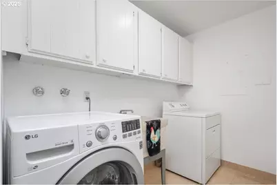 448 N Hayden Bay Dr, Portland, OR 97217 - Photo 23