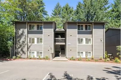 2417 SW Nebraska St #4, Portland, OR 97239 - Photo 1