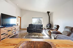 206 Old Mountain Rd, Goldendale, WA 98620 - Photo 17