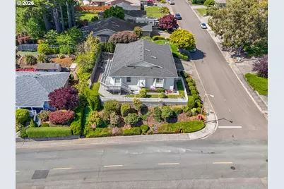 815 Crestwood Pl, Brookings, OR 97415 - Photo 3
