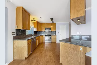 815 Crestwood Pl, Brookings, OR 97415 - Photo 11