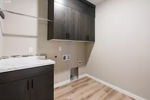 10712 NW 14th Pl, Vancouver, WA 98685 - Photo 33