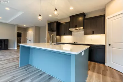 10712 NW 14th Pl, Vancouver, WA 98685 - Photo 13