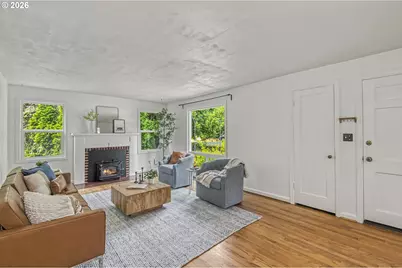8906 NE Beech St, Portland, OR 97220 - Photo 5