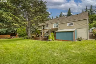 8906 NE Beech St, Portland, OR 97220 - Photo 29
