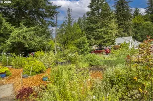 8906 NE Beech St, Portland, OR 97220 - Photo 35