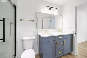 142 NE 128th Ave, Portland, OR 97230 - Photo 29