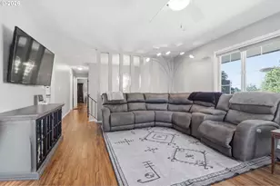 22892 SE Belmont Ct, Damascus, OR 97089 - Photo 5