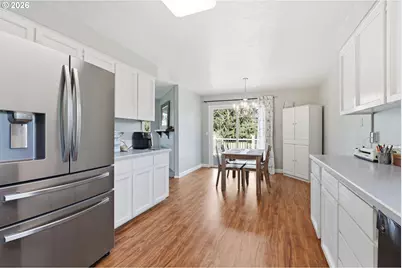 22892 SE Belmont Ct, Damascus, OR 97089 - Photo 7