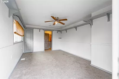 12020 NE Thompson St, Portland, OR 97220 - Photo 23