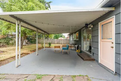 12020 NE Thompson St, Portland, OR 97220 - Photo 27