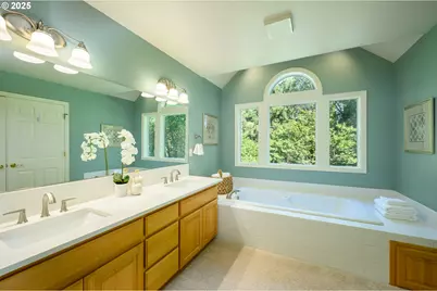 1795 NW Wallace Rd, McMinnville, OR 97128 - Photo 25