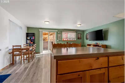 492 S Donna Dr, Newberg, OR 97132 - Photo 11