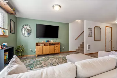 492 S Donna Dr, Newberg, OR 97132 - Photo 7