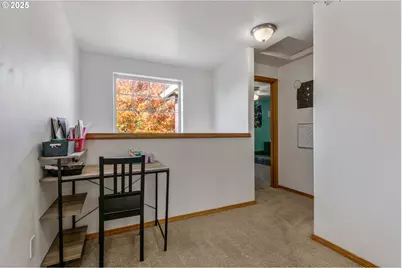 492 S Donna Dr, Newberg, OR 97132 - Photo 13