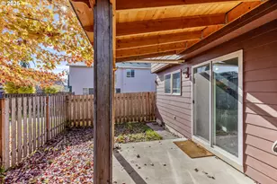 492 S Donna Dr, Newberg, OR 97132 - Photo 23