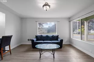 1504 8th Ave, Longview, WA 98632 - Photo 9