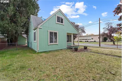 1504 8th Ave, Longview, WA 98632 - Photo 3