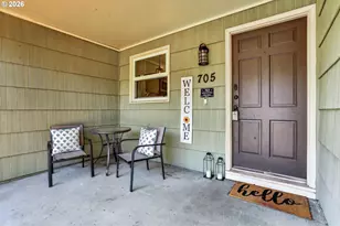 705 NE 18th Ct, Gresham, OR 97030 - Photo 7