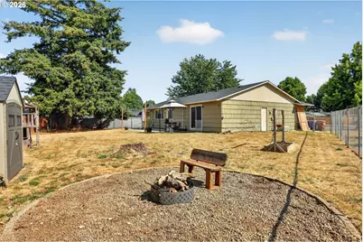 705 NE 18th Ct, Gresham, OR 97030 - Photo 37
