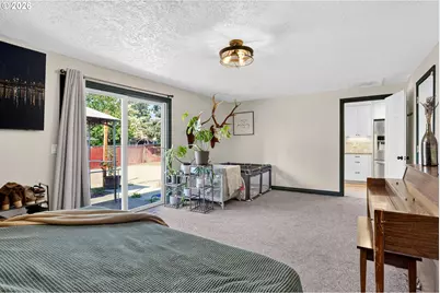705 NE 18th Ct, Gresham, OR 97030 - Photo 23