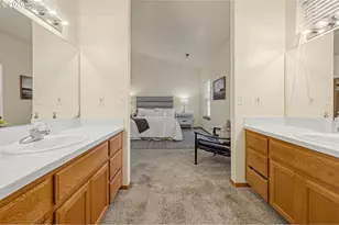 438 SE 71st Pl, Hillsboro, OR 97123 - Photo 21