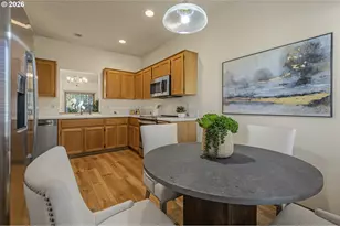 438 SE 71st Pl, Hillsboro, OR 97123 - Photo 11